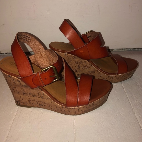 SOLD - Picture 2 of 4